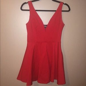Beautiful red LULUS dress